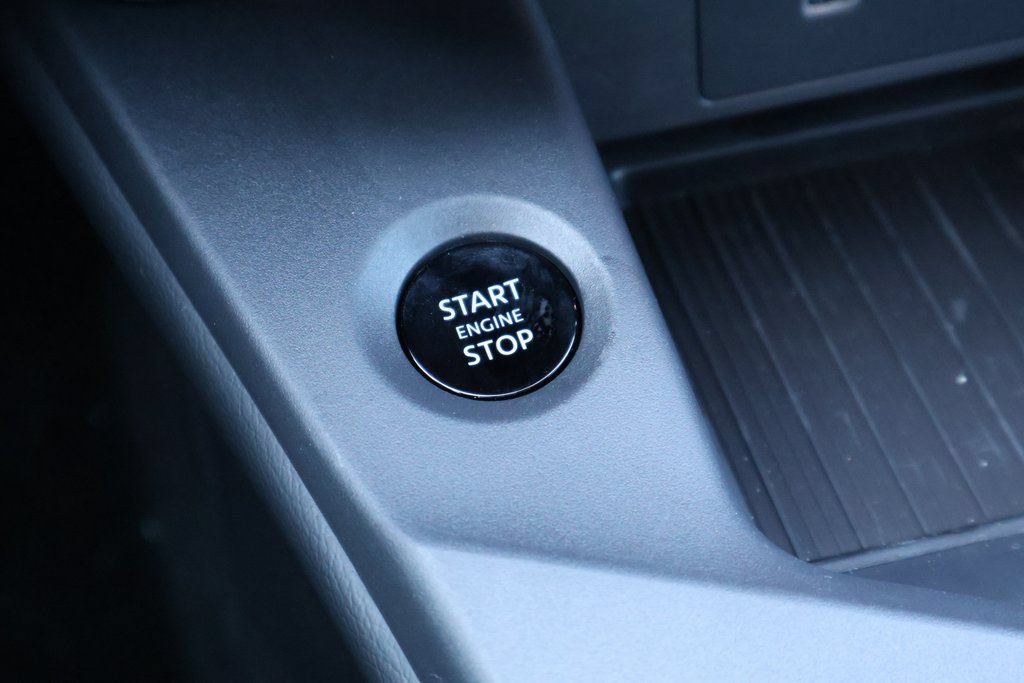 New 2026 Nissan Sentra SR w/ SR Premium Package FWD image 20