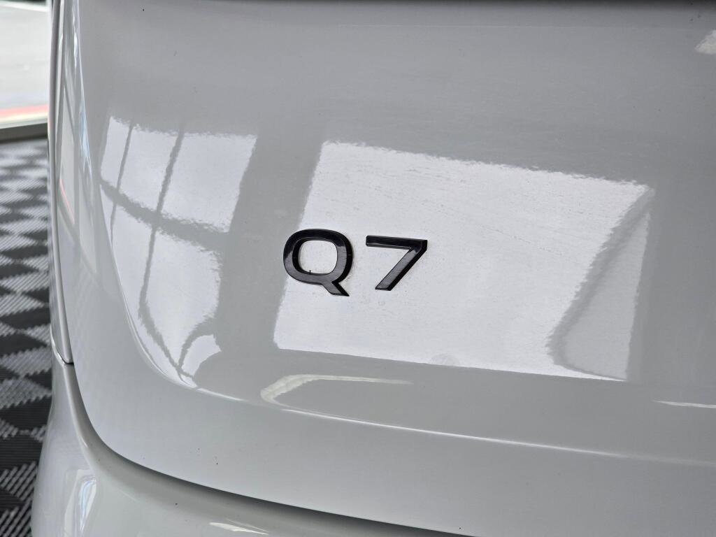 Used 2025 Audi Q7 3.0T Premium Plus image 14