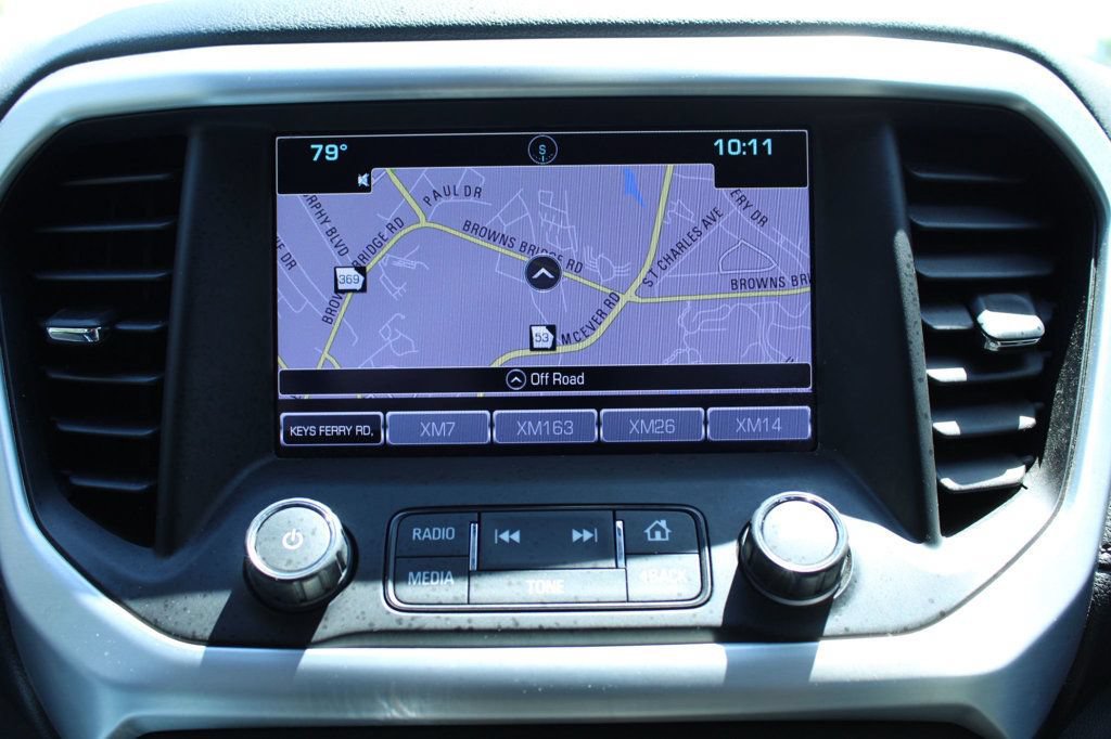 Used 2018 GMC Acadia SLT w/ LPO, Floor Liner Package FWD image 17
