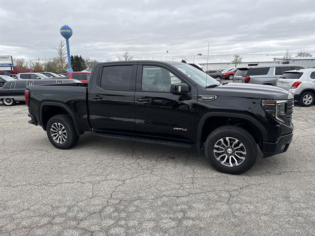 Used 2023 GMC Sierra 1500 AT4 w/ AT4 Premium Package AWD/4WD image 18