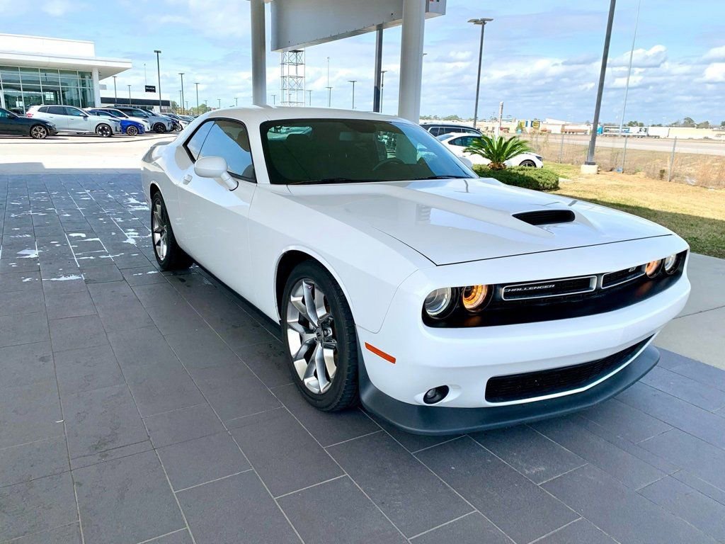 Used 2021 Dodge Challenger GT image 3