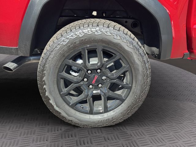 New 2026 GMC Canyon Elevation w/ LPO, Black Badging Package image 29