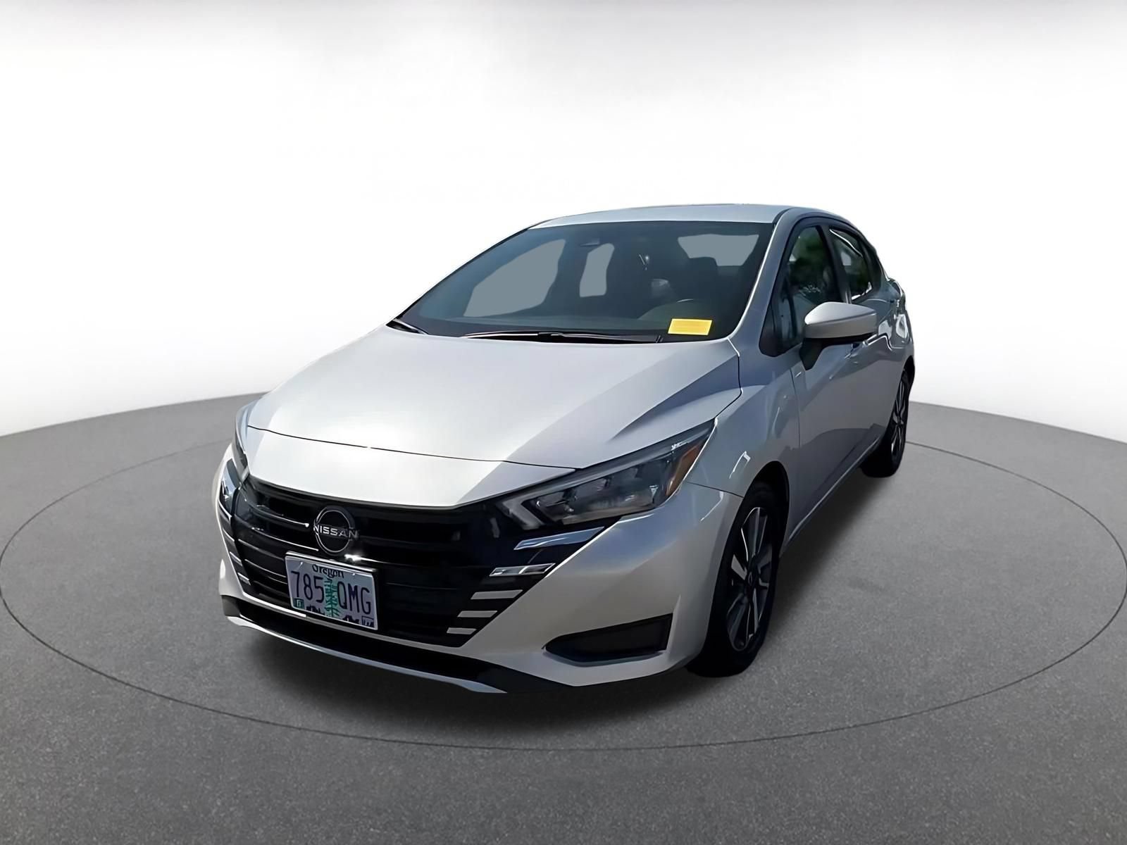 Used 2025 Nissan Versa SV FWD image 6