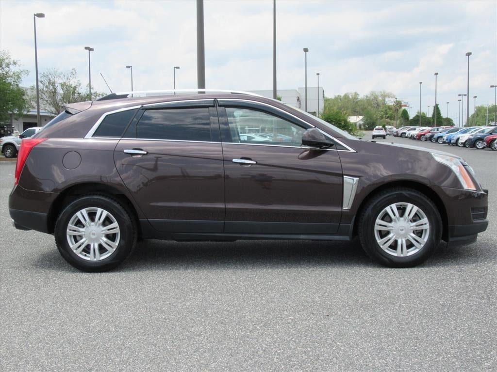 Used 2016 Cadillac SRX Luxury w/ Driver Awareness Package FWD image 2