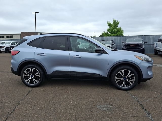 Certified 2022 Ford Escape SEL w/ SEL Stealth AWD Package image 7