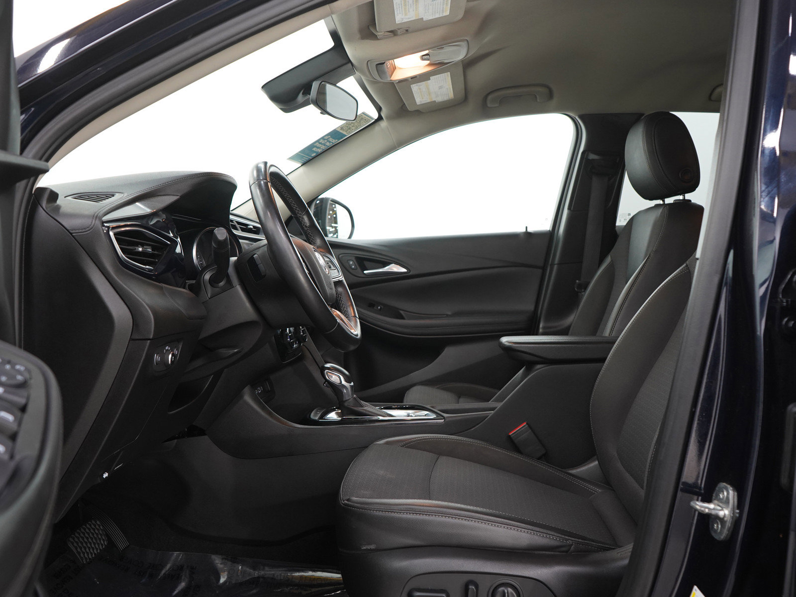 Used 2020 Buick Encore GX Select FWD image 24