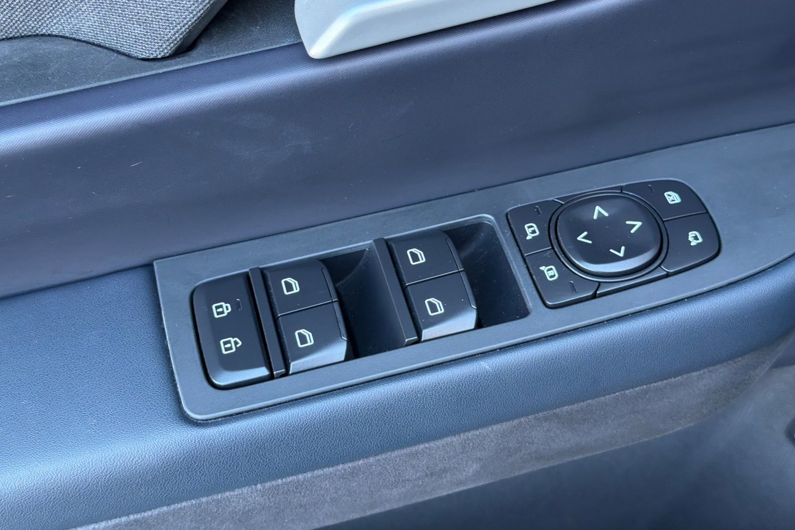 Used 2023 Fisker Ocean One image 13