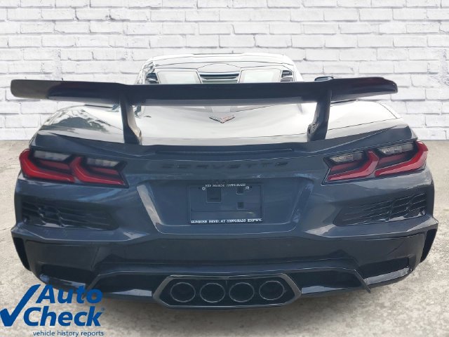 Used 2027 Chevrolet Corvette ZR1 w/ ZR1 Carbon Fiber Aero Package RWD image 4