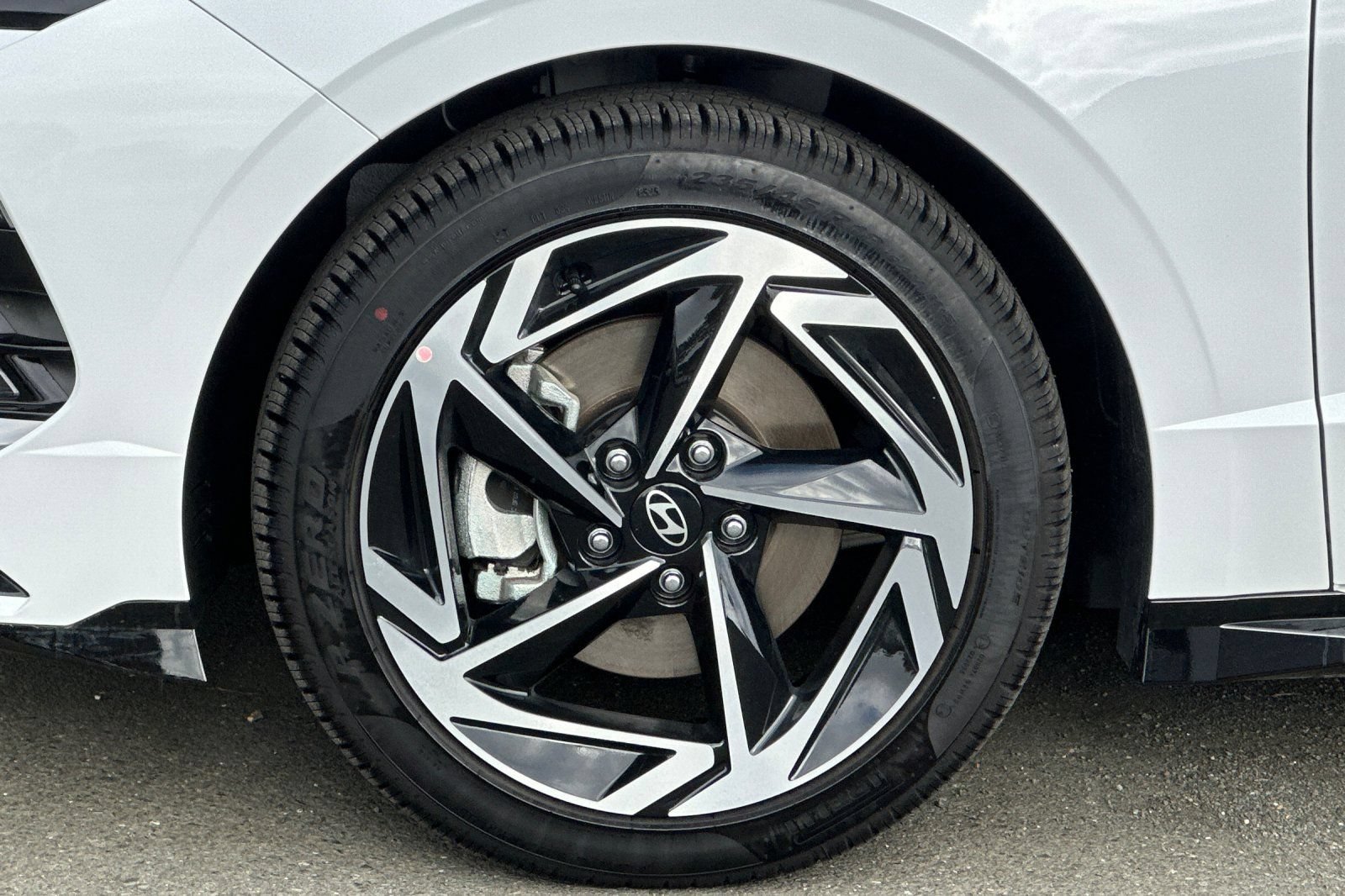 Used 2025 Hyundai Sonata SEL FWD image 25