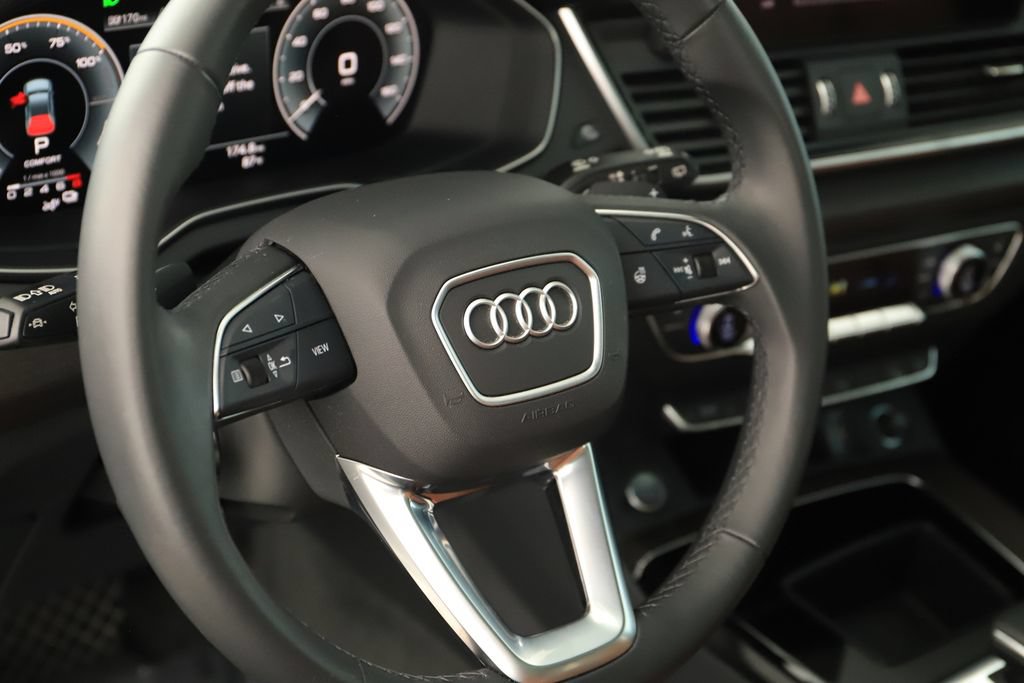 Certified 2024 Audi Q5 e Premium w/ Convenience Package AWD/4WD image 16
