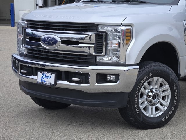 Used 2019 Ford F250 XLT w/ XLT Premium Package image 3