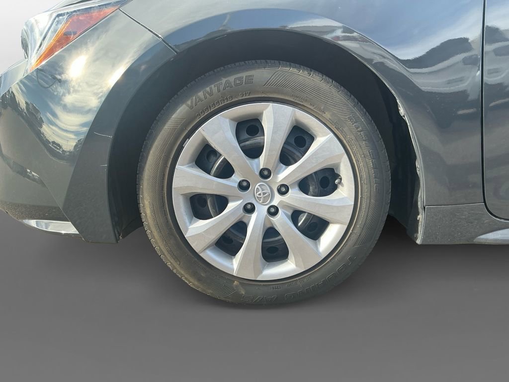 Used 2023 Toyota Corolla LE image 14