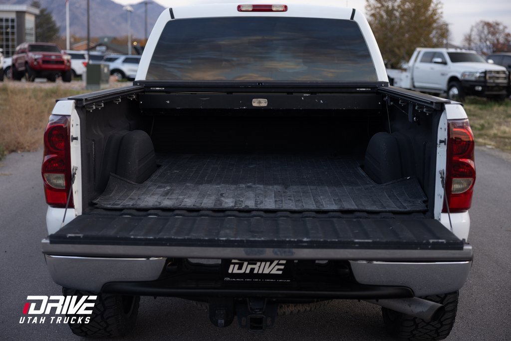 Used 2003 Chevrolet Silverado 2500 LT image 11