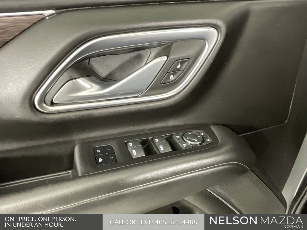 Used 2023 Chevrolet Suburban Z71 w/ Luxury Package image 17