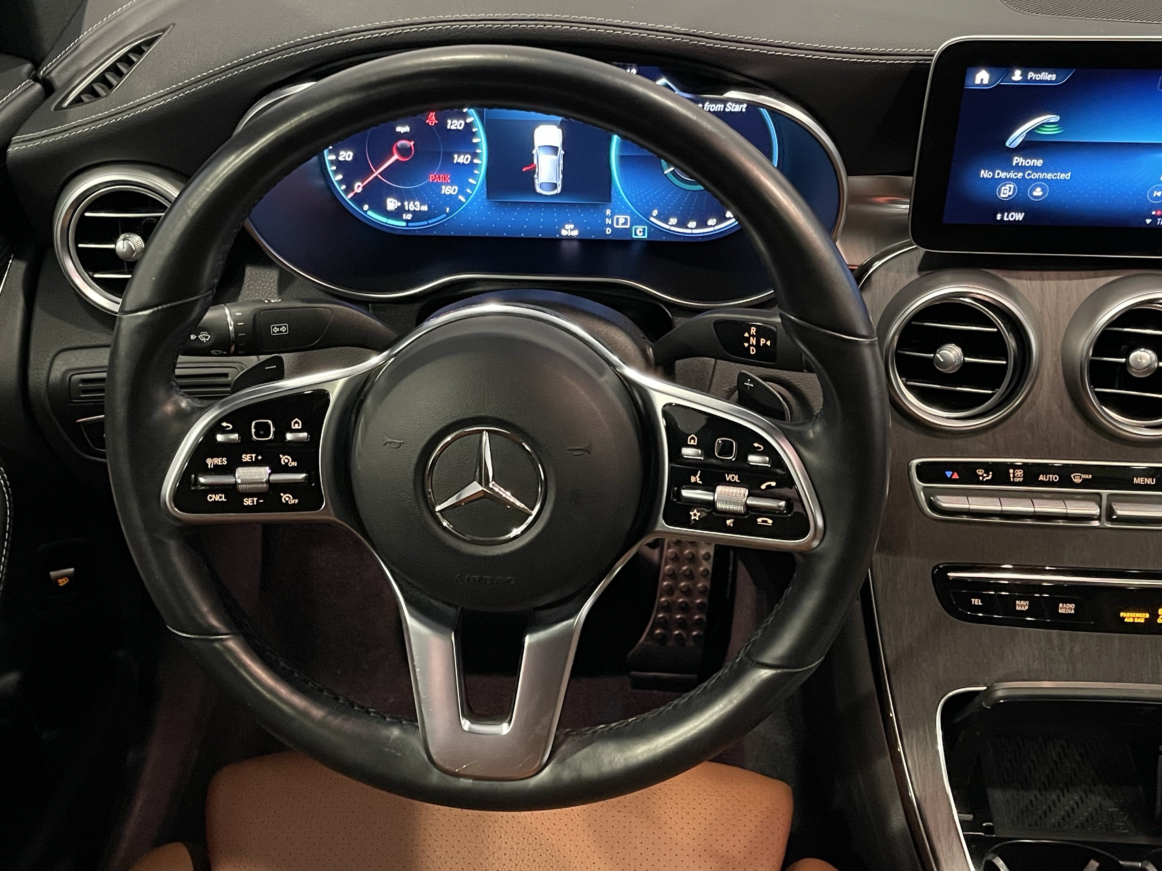 Used 2023 Mercedes-Benz GLC 300 4MATIC Coupe image 19