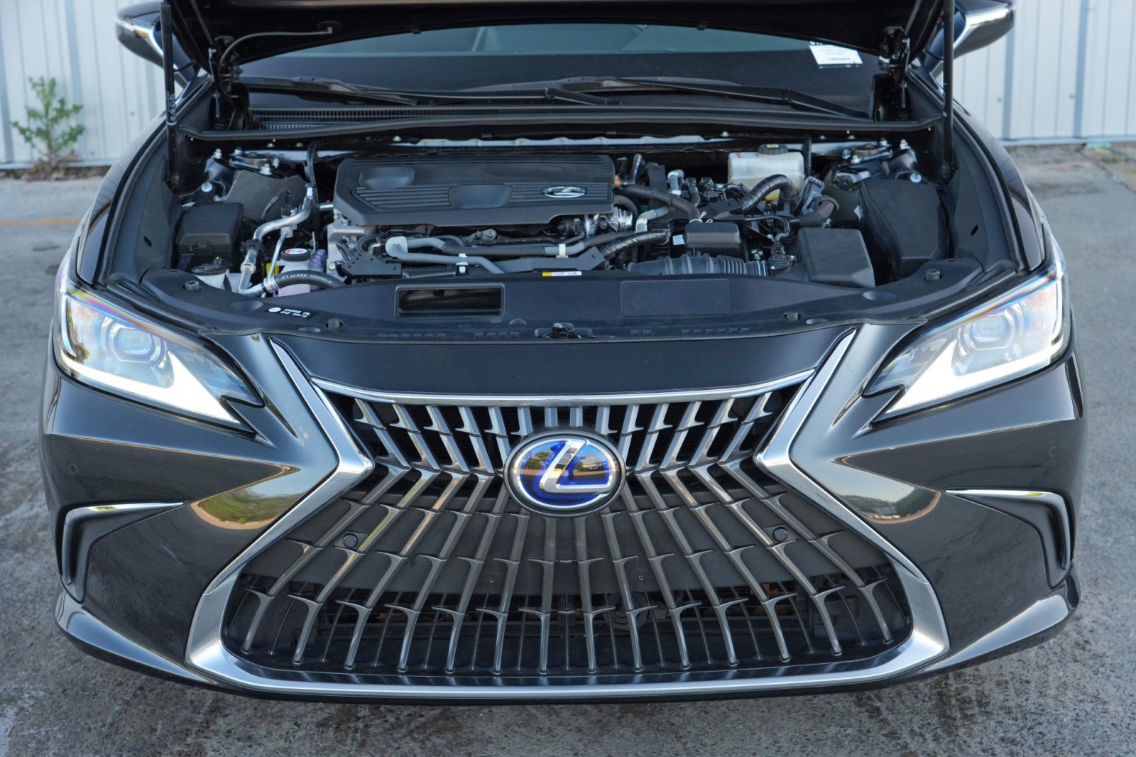 Used 2022 Lexus ES 300h w/ Premium Package FWD image 7