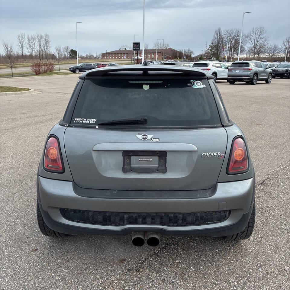 Used 2009 MINI Cooper S FWD image 4