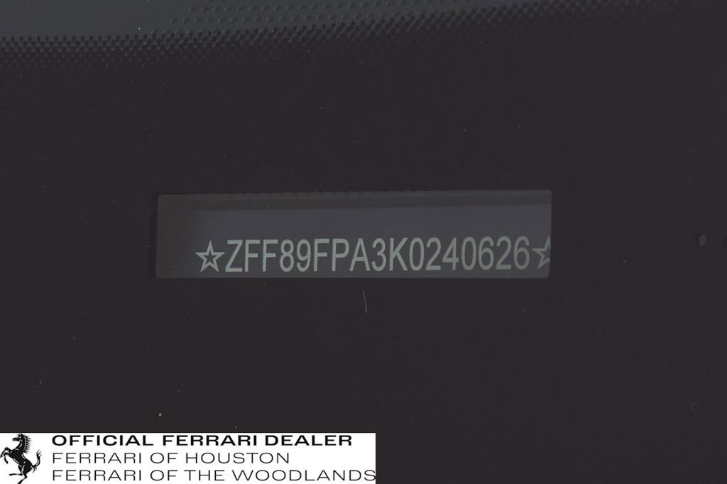 Used 2019 Ferrari Portofino image 34