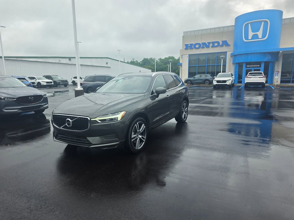 Used 2020 Volvo XC60 T5 Momentum w/ Protection Package Premier AWD/4WD image 7