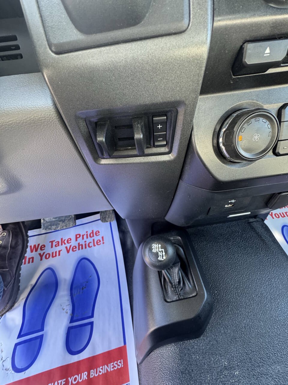 Used 2018 Ford F550 4x4 Regular Cab Super Duty image 39