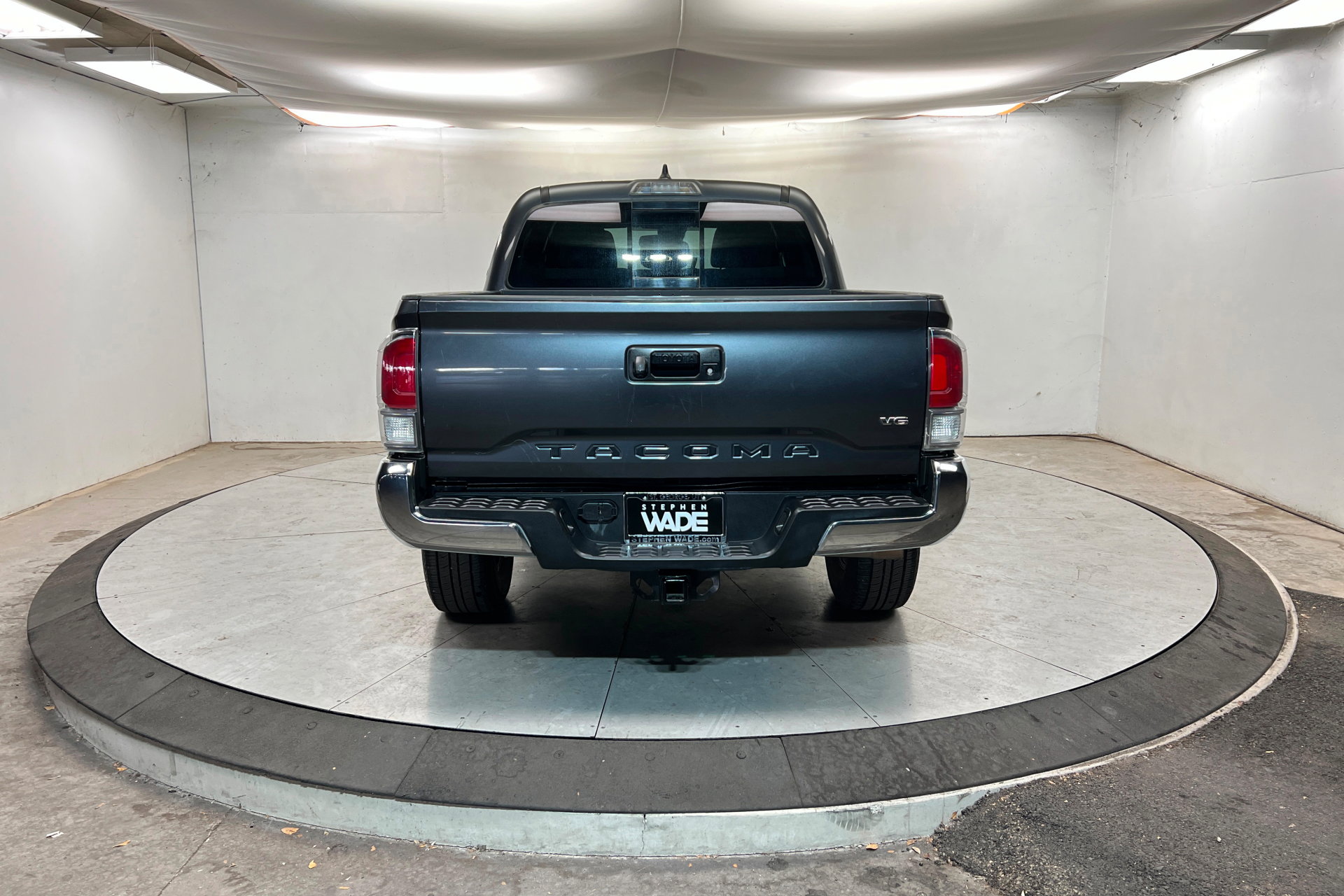 Used 2023 Toyota Tacoma TRD Off-Road image 5