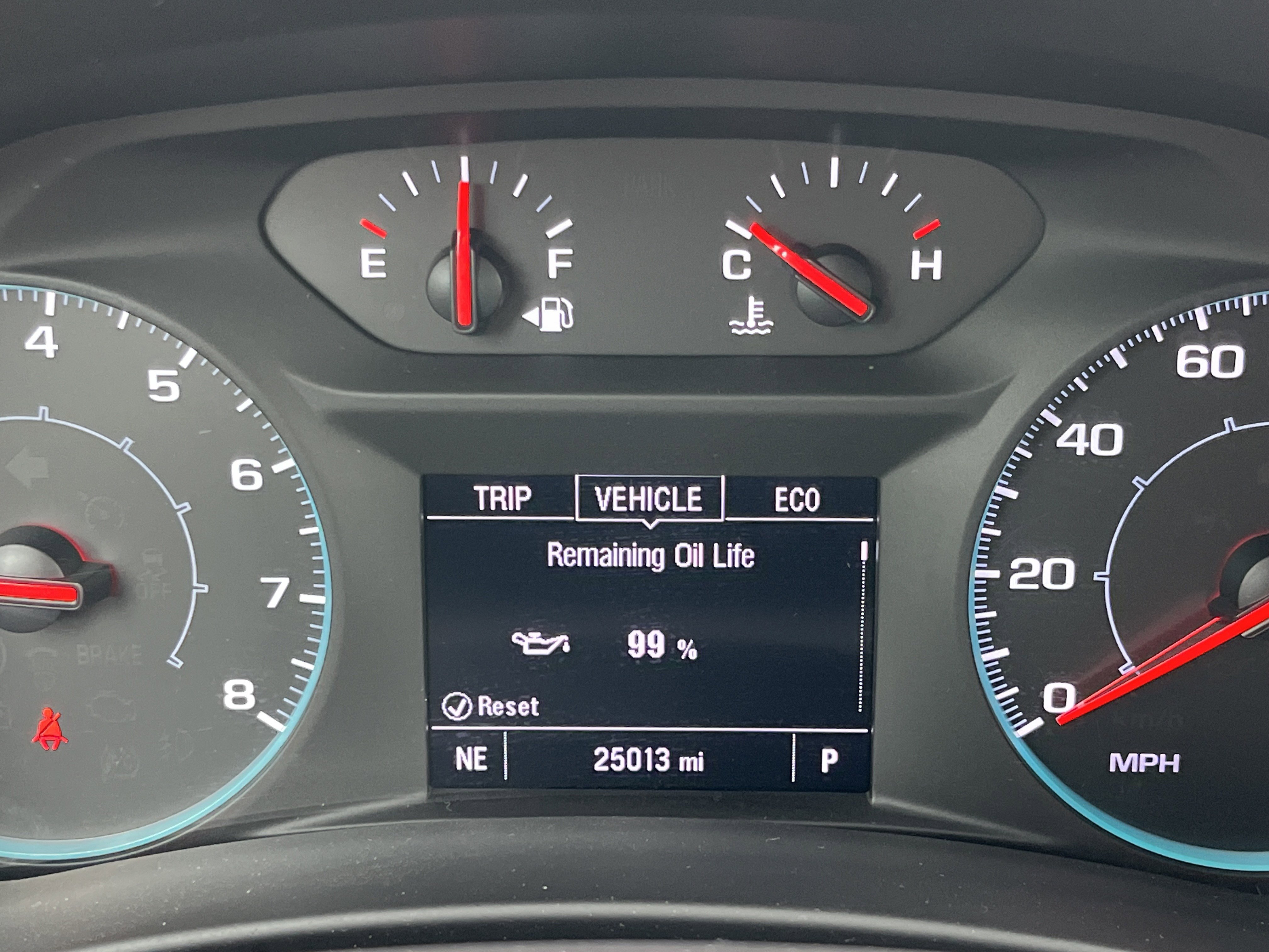 Used 2024 Chevrolet Equinox LS w/ LPO, Floor Liner Package FWD image 11