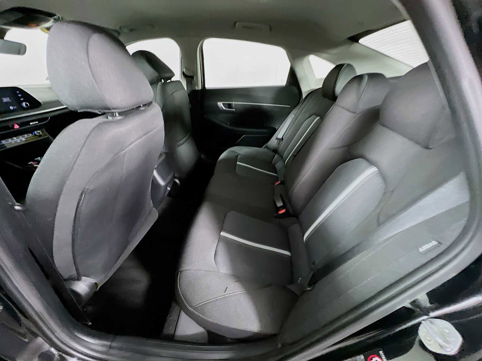 Certified 2022 Hyundai Sonata SE w/ Cargo Package FWD image 23