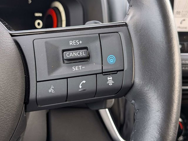 Used 2023 Nissan Rogue Platinum w/ Platinum Premium Package image 27