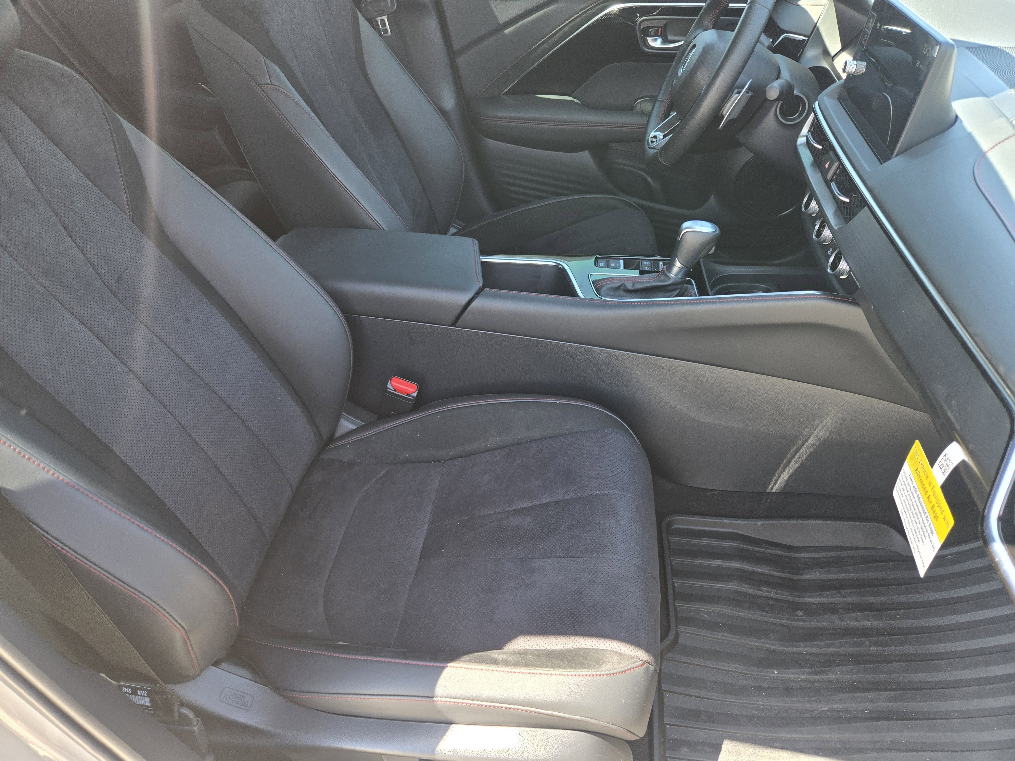 Used 2025 Acura ADX A-Spec image 7