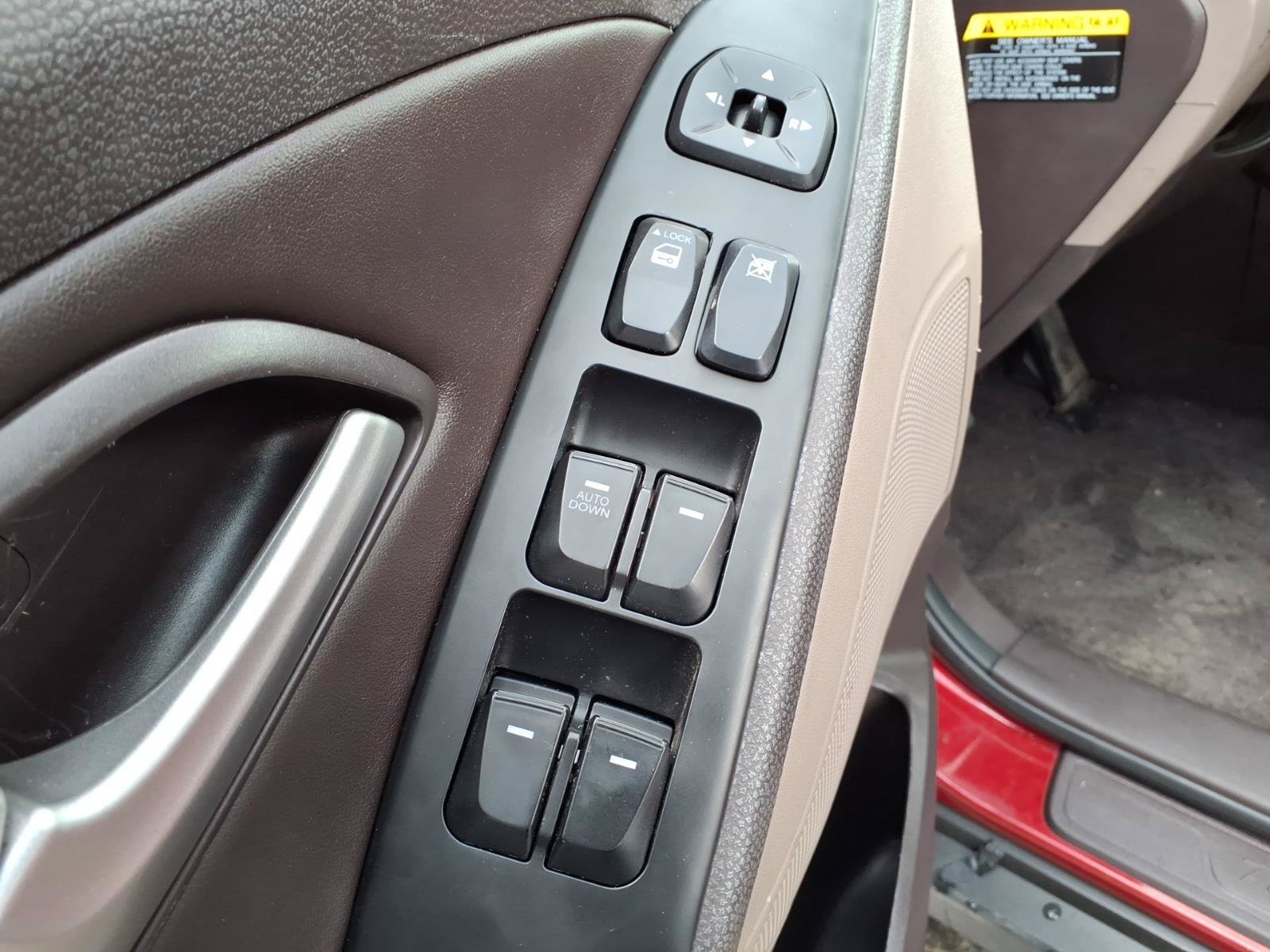 Used 2013 Hyundai Tucson GLS AWD/4WD image 16