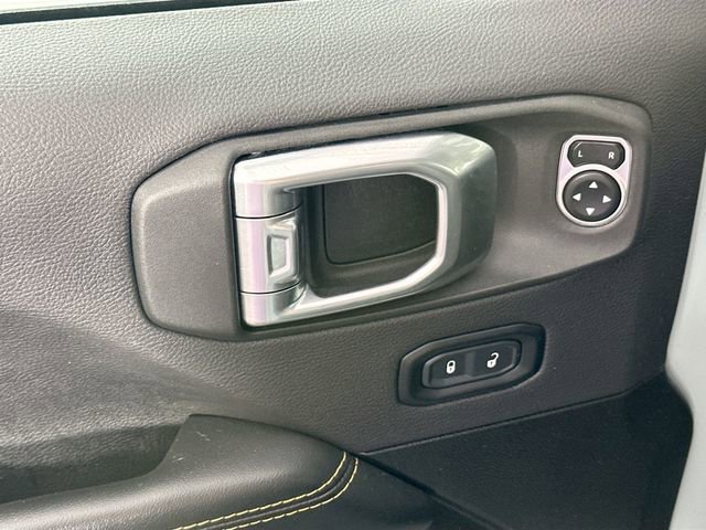 Used 2024 Jeep Wrangler Unlimited Sahara image 24