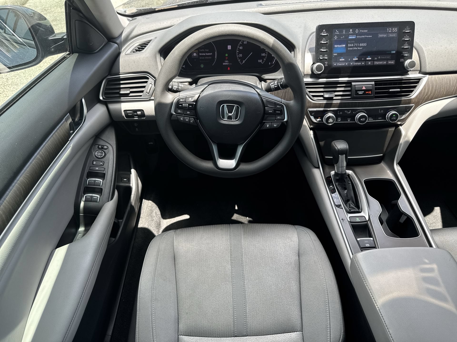 Used 2018 Honda Accord EX image 16