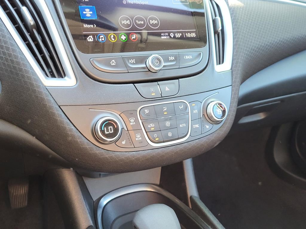 Used 2024 Chevrolet Malibu LT image 27