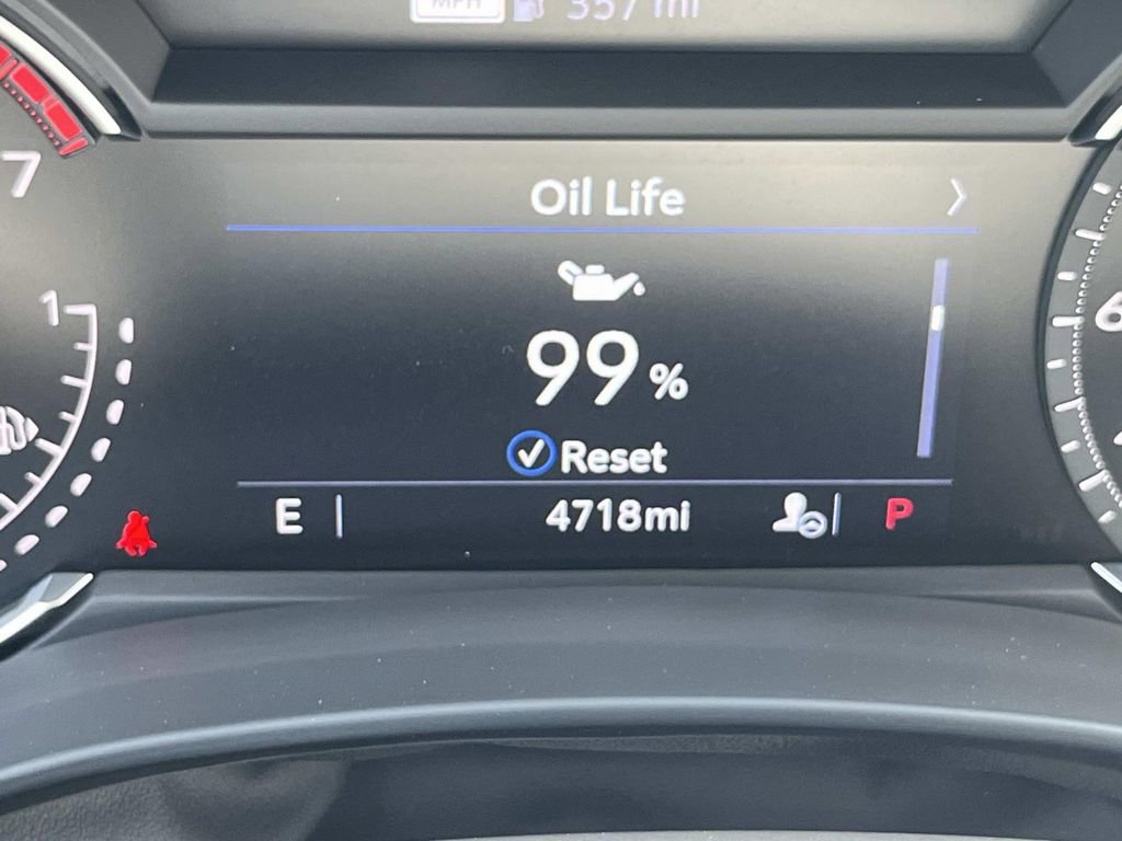 Certified 2024 Cadillac CT4 Premium Luxury RWD image 38