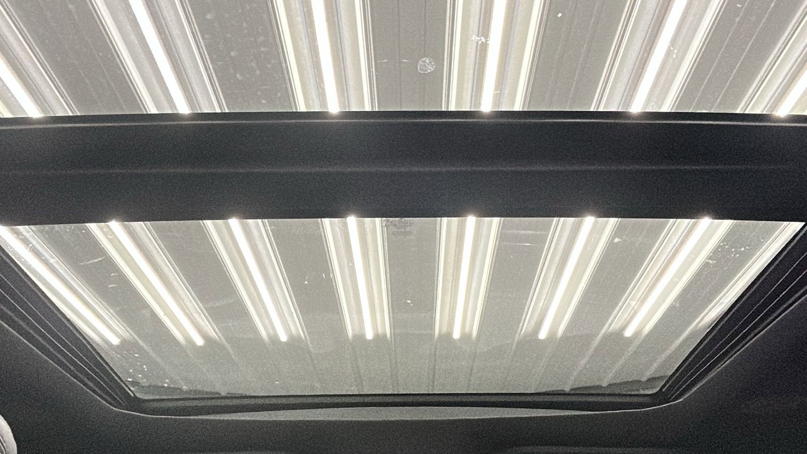 Used 2025 Ford F450 Platinum w/ FX4 Off-Road Package image 36