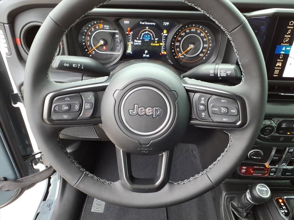 New 2025 Jeep Gladiator Rubicon w/ Convenience Group image 20