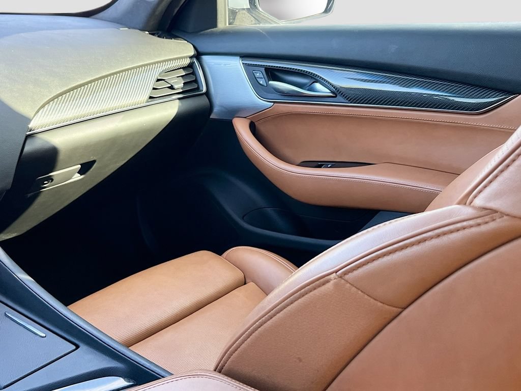 Used 2023 Cadillac CT5 V w/ Platinum Package RWD image 25