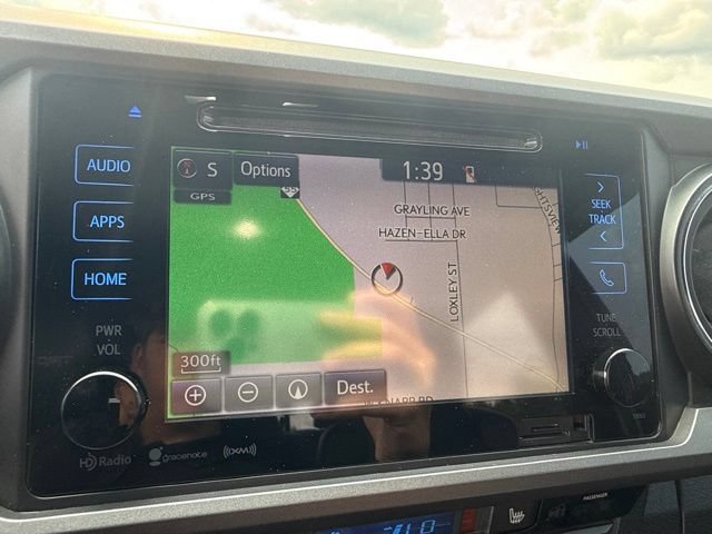 Used 2017 Toyota Tacoma 4x4 Double Cab image 32