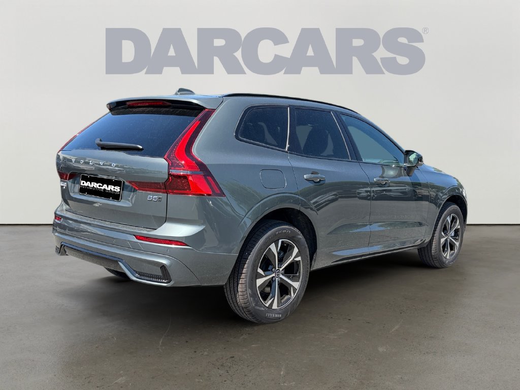 Certified 2026 Volvo XC60 B5 Core AWD/4WD image 4