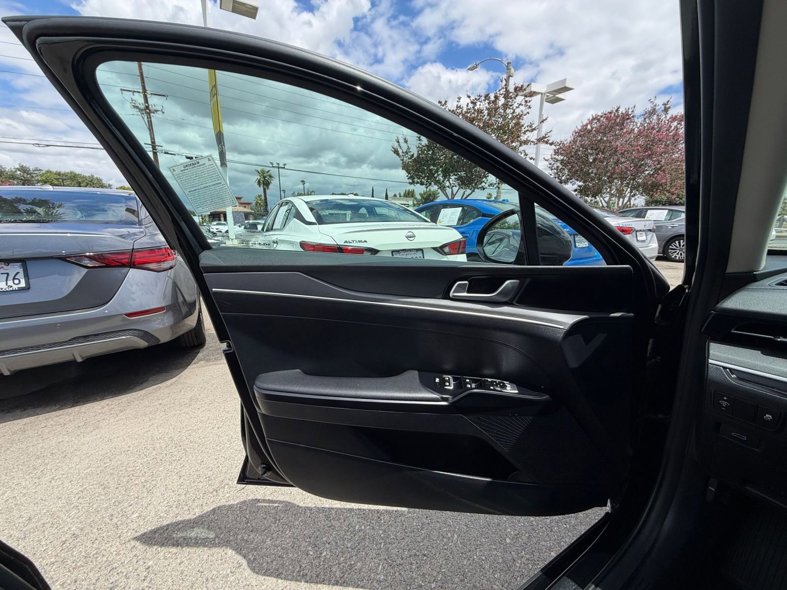 Used 2025 Kia K5 LXS FWD image 18