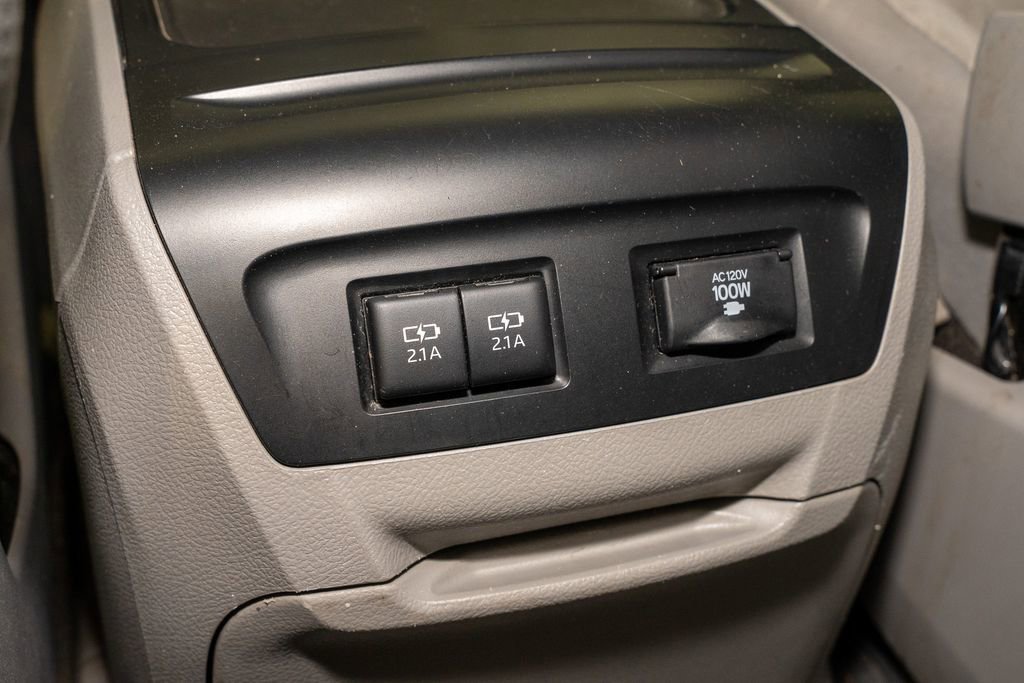 Used 2020 Toyota Sienna LE image 7