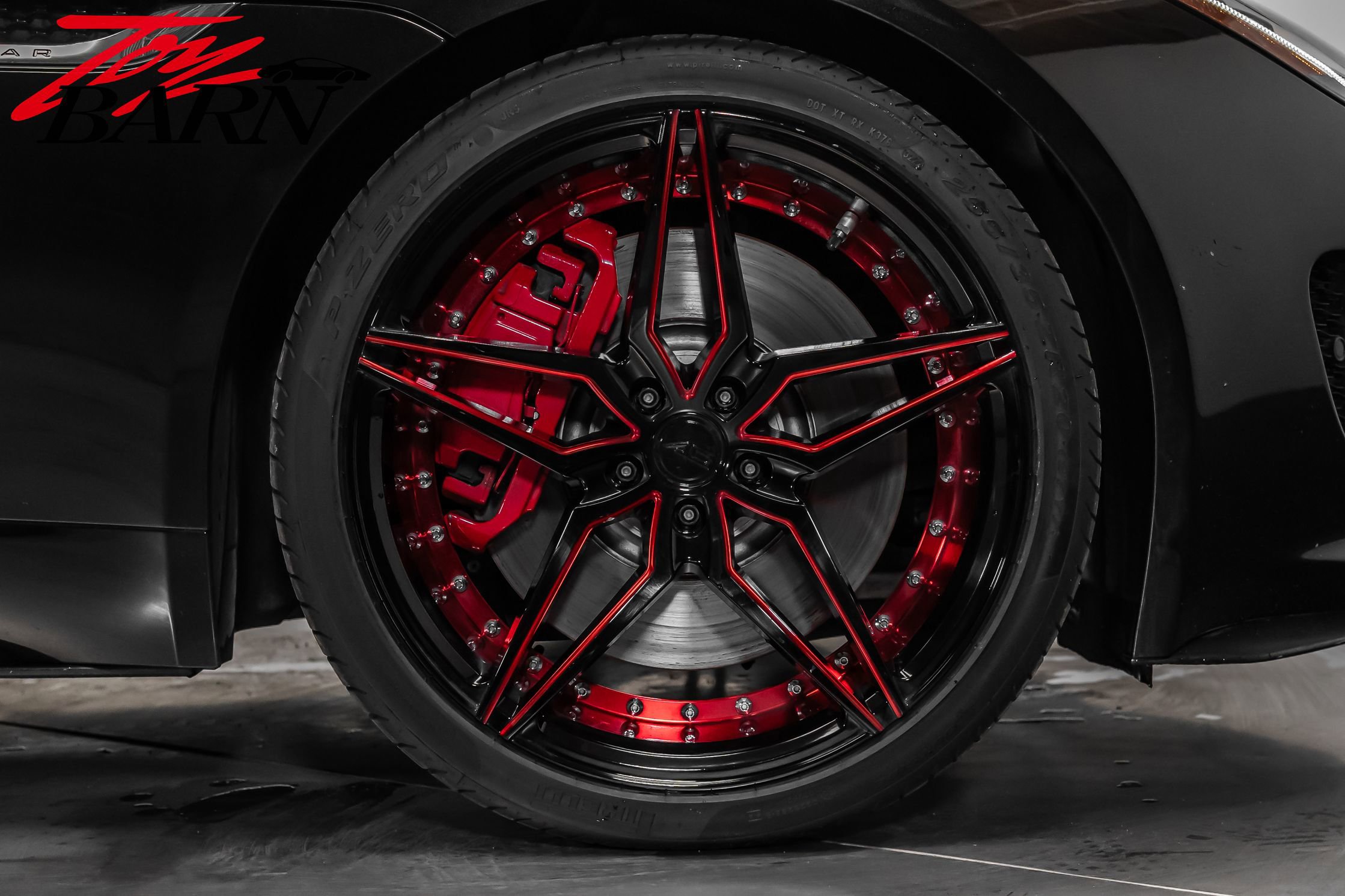 Used 2016 Jaguar F-TYPE R image 18