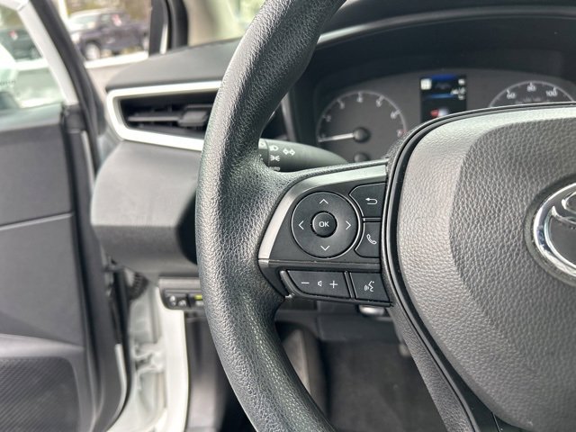 Used 2024 Toyota Corolla LE image 18