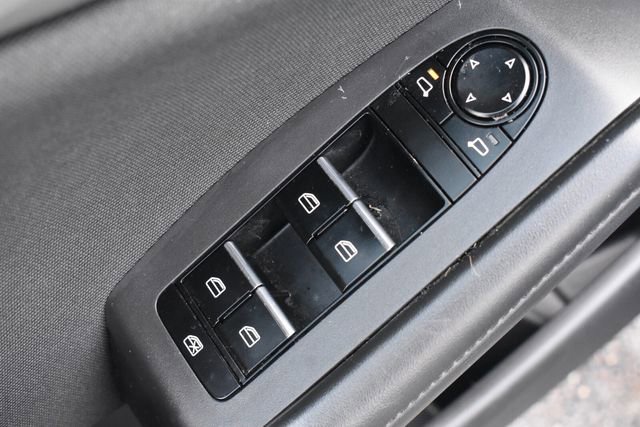 Used 2021 MAZDA MAZDA3 s image 18