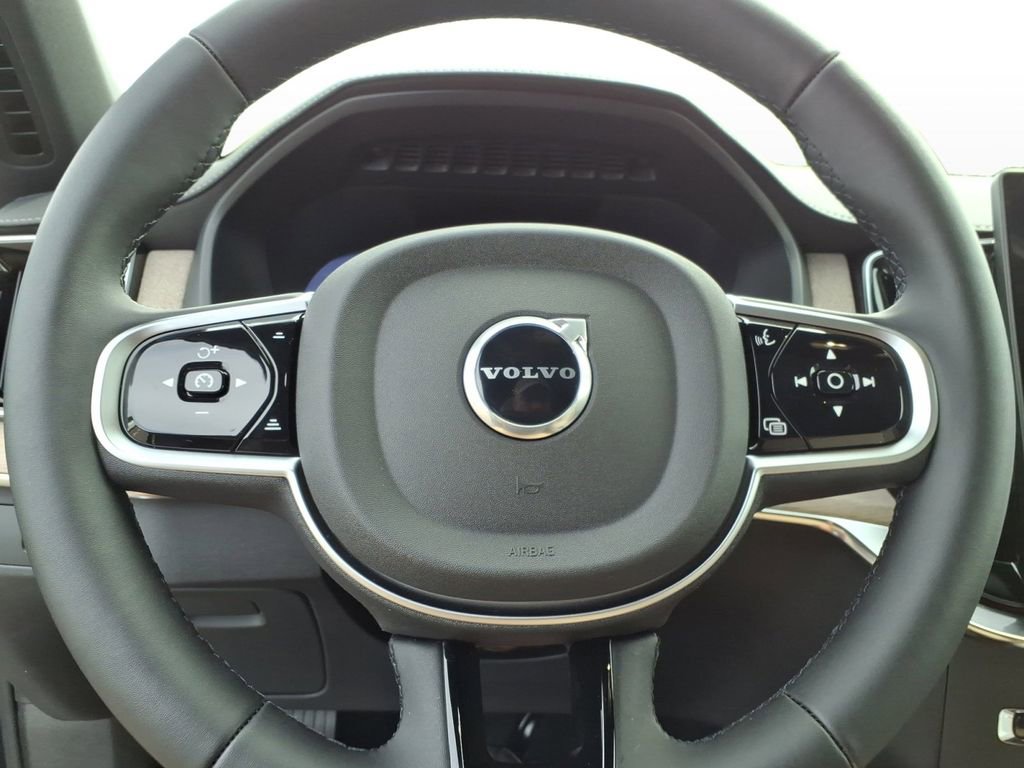 New 2026 Volvo XC90 B6 Ultra w/ Protection Package Premier image 16