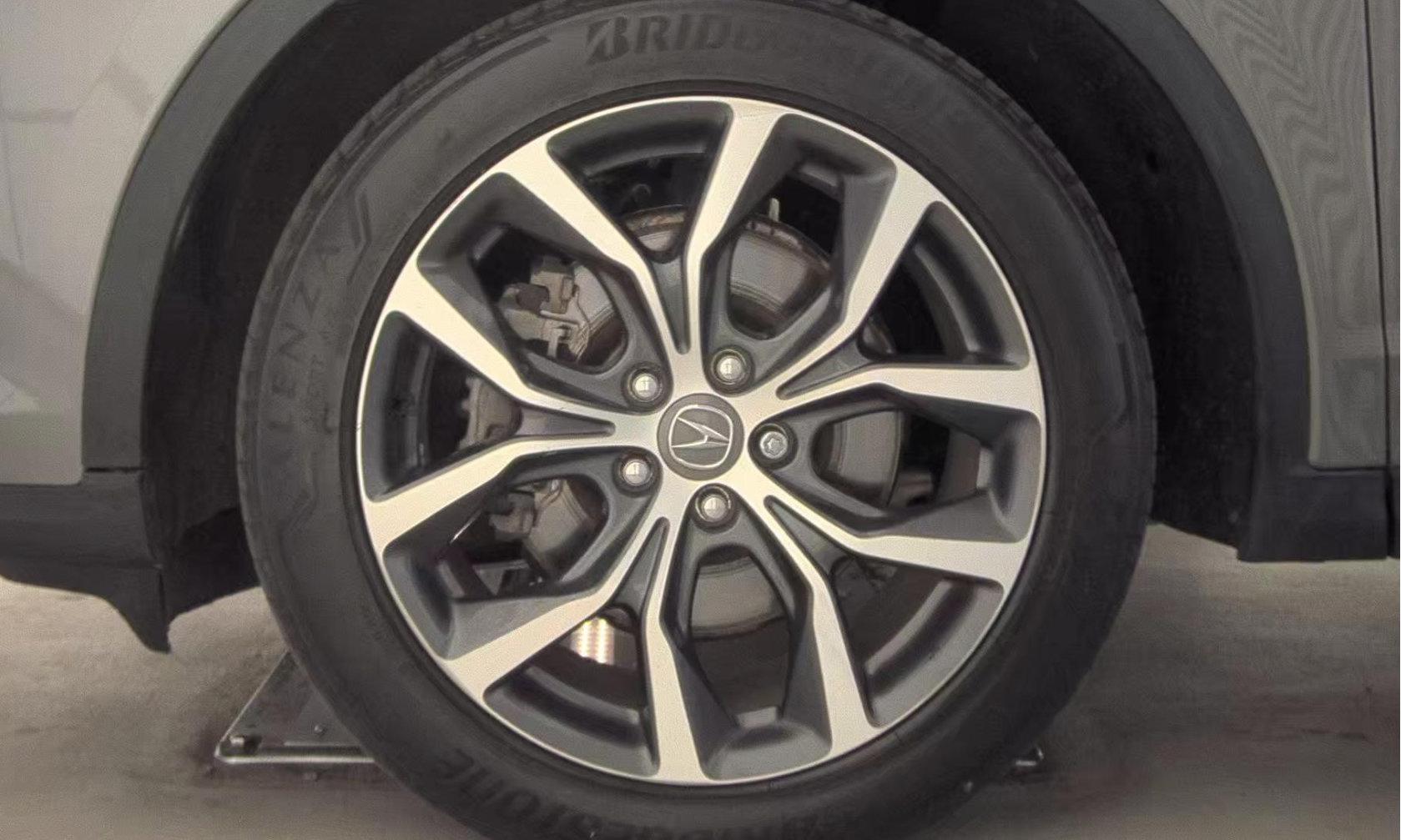 Used 2024 Acura MDX w/ Technology Package AWD/4WD image 16