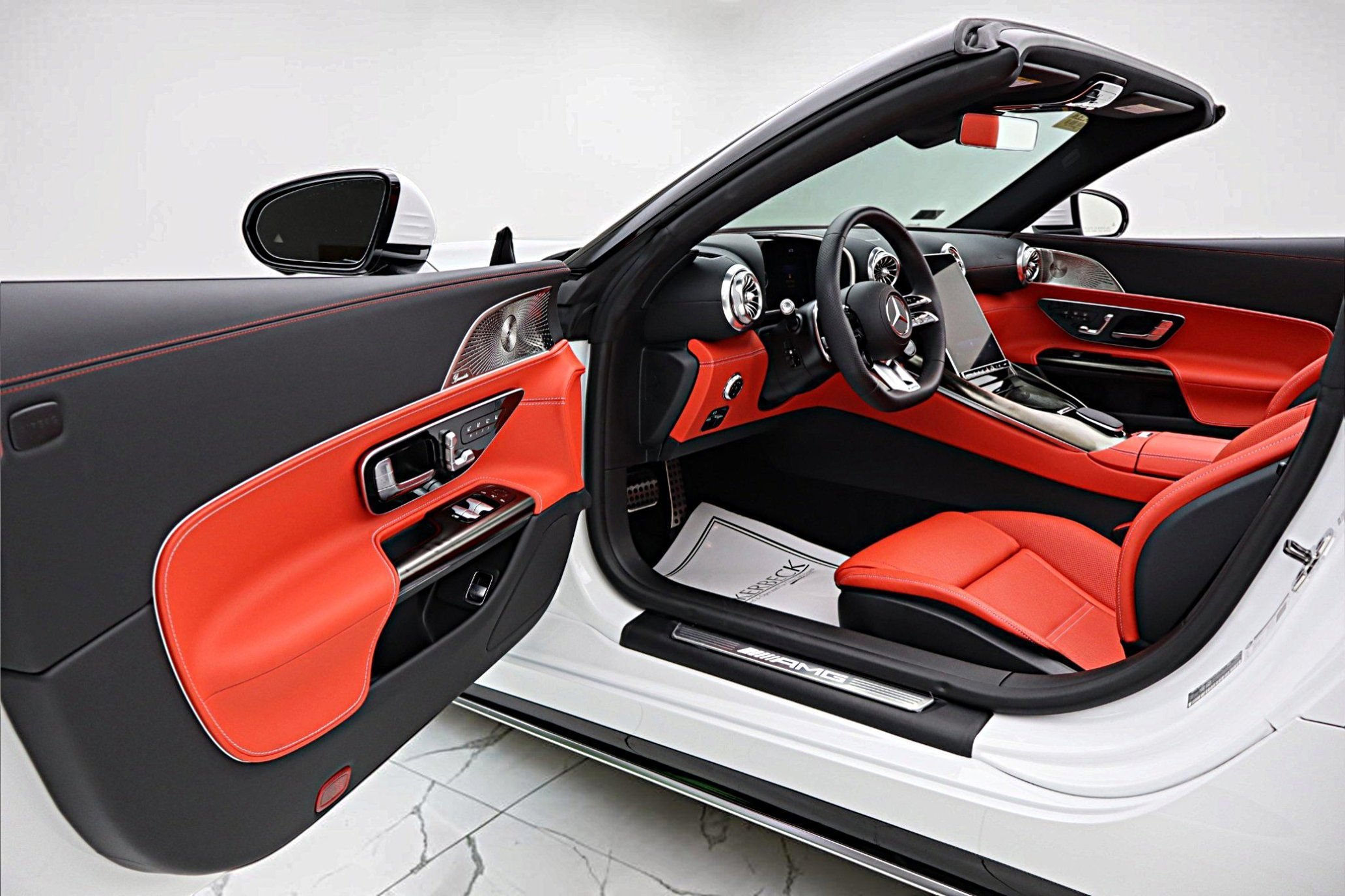 Used 2023 Mercedes-Benz SL 43 AMG image 35