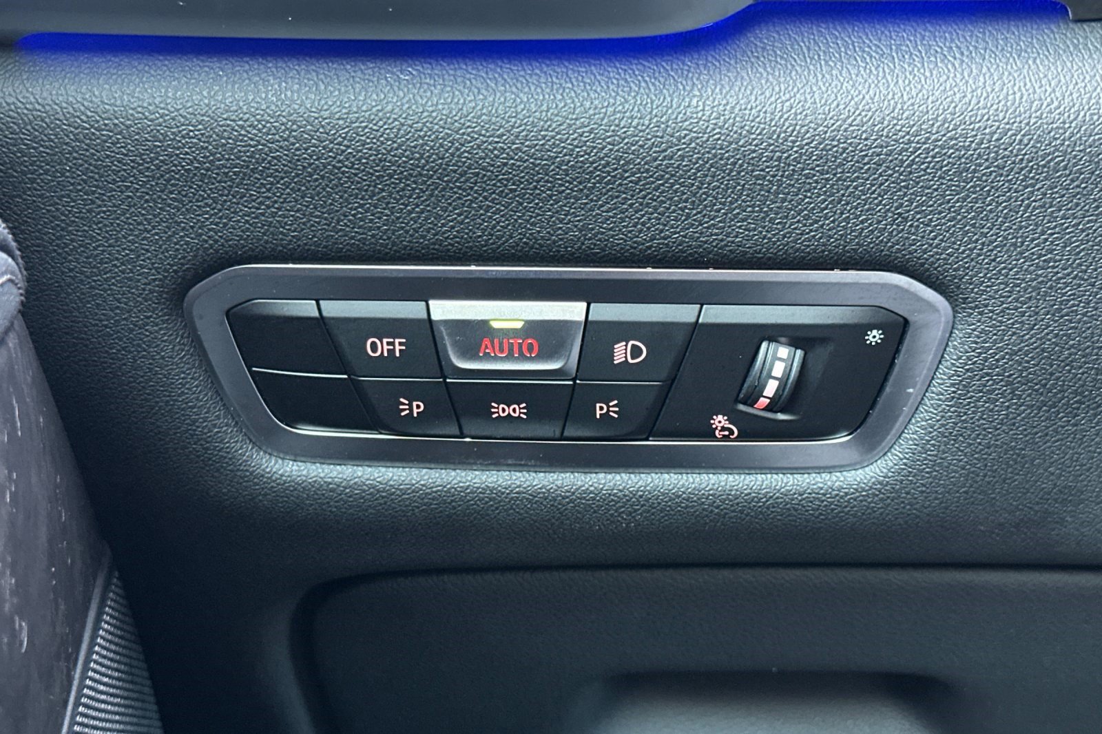 Certified 2023 BMW X5 sDrive40i w/ Climate Comfort Package image 36