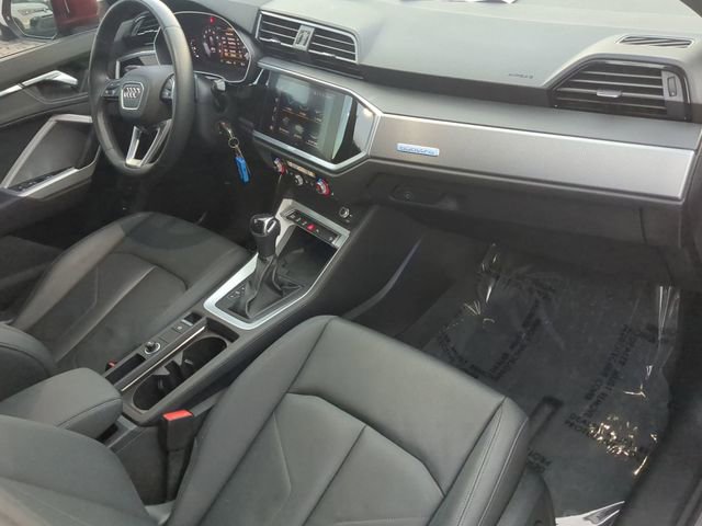 Used 2022 Audi Q3 2.0T Premium Plus w/ Premium Plus Package image 12