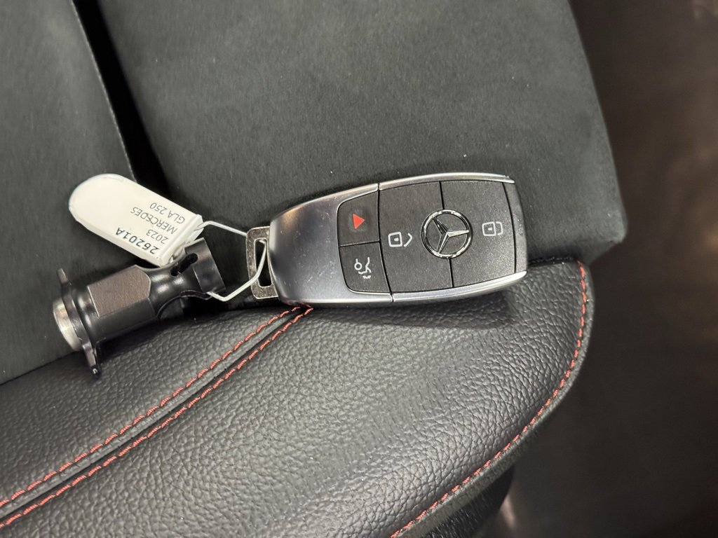 Used 2023 Mercedes-Benz GLA 250 4MATIC image 21